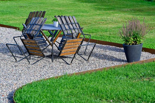 Metal Border Installation in Dubuque