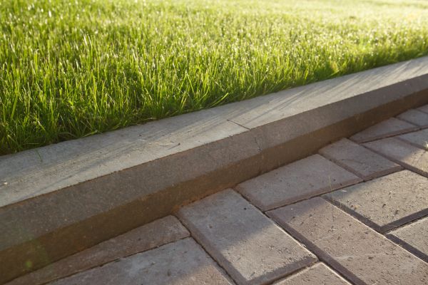 Lawn Edging Replacement in Dubuque