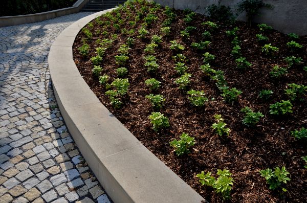 Commercial Mulching in Dubuque